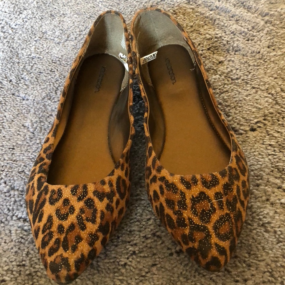 Leopard flats - never used